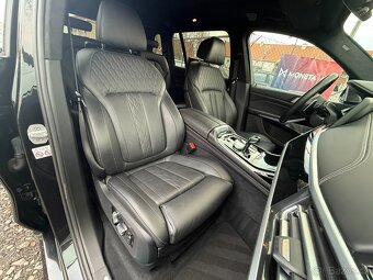 BMW X7 3.0 M50d DPH, 7MÍST, TOP STAV, MAX VÝBAVA - 17