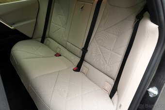 BMW IX 40 240 kW, xDrive, Vzduchový podvozek, Sky-Lounge - 17