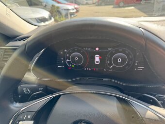 Škoda Superb 3 2.0 TDI 110kW DSG tažné ACC Matrix LED Kamera - 17