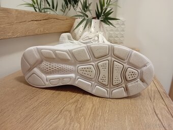 Slazenger dámské tenisky vel. 38 - 17