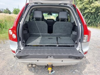 Volvo XC 90 2,4 D5 120kW 4x4  GEARTRONIC  7-MÍST - 17