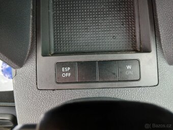 VW Touran, 2.0 TDI, DSG, Xenon, tažné - 17