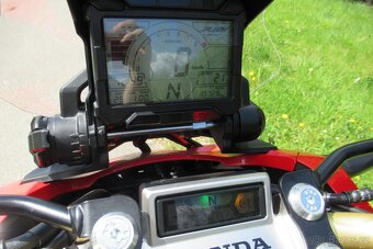 Honda X-ADV 750 LeoVince - 17