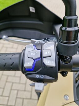 VOGE 625 DSX Adventure Desert model 2025 - 17