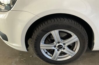 Volkswagen Touran III 2.0 Tdi 103 KW MATCH 10/2012 JEN183tkm - 17