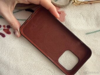 iPhone 14 Pro, Gold, 128 GB - 17