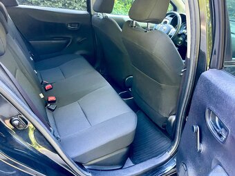 TOYOTA YARIS 1.5,rv 2012 55kW Hybrid AUTOMAT - 17