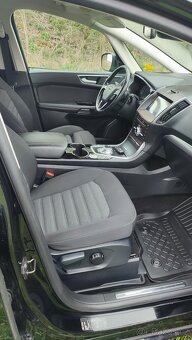 Ford S-MAX,  2,0 TDCi 140kW  LED ACC SONY 8AT 2.0 EC - 17