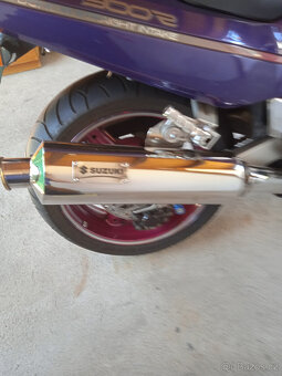 Suzuki RF 900 R,prosím číst celé - 17