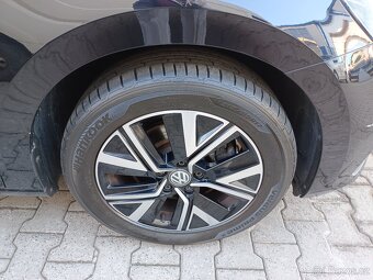 VW Touran Comfortline 2.0TDI 110kW DSG ACC par. kamera ERGO - 17
