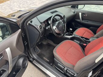Prodám Nissan Qashqai 1,6 benz 84 KW rv09 - 17