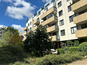Pronájem bytu 2+KK  56 m2 ulice Makedonská Praha 9 - 17