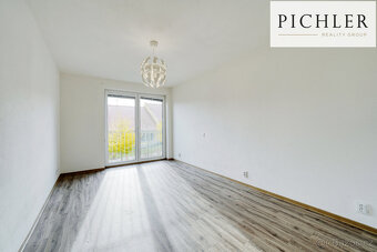 Prodej bytu 2+kk s balkonem a parkovacím stáním, 64 m², Holý - 17