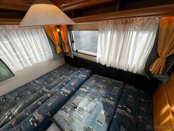 Karavan Hobby 400 SF,2003,stan, držák kol - 17