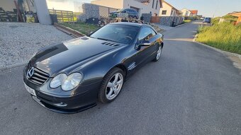 Mercedes-Benz SL500 - 17