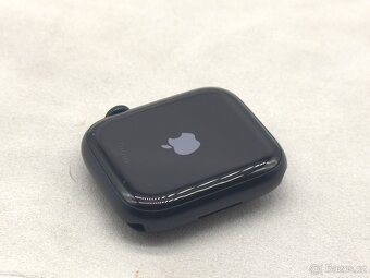 Apple Watch Series 8 45mm Midnight [3 řemínky zdarma] - 17