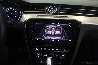 VW Passat B8 2.0TDI DSG 4x4 HIGHLINE NAVI 2019 DISPLAY - 17