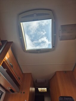 Obytný automobil FIAT KNAUS, 6 místný - 17