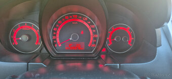 Kia Cee´d, 1.4 i NAVIGACE, DIG KLIMA - 17
