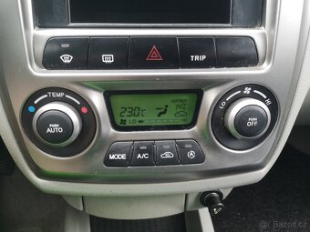 KIA CERATO 2004 BENZÍN DIGIKLIMATIZACE - 17