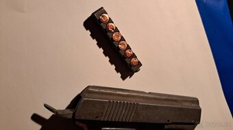 ŠTARTOVAČKA "S L Á V I A". - 17