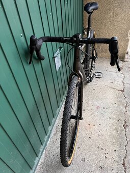 Gravel kolo Raymon ram M TOP STAV - 17