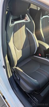 Toyota Corolla GR Sport Dynamic 2.0 2022 hybrid - 17