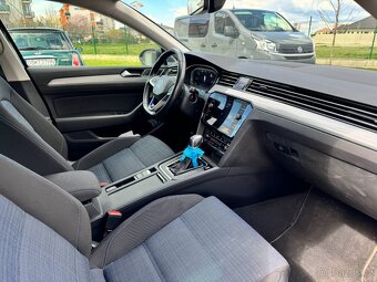 Volkswagen Passat GTE Variant - 17