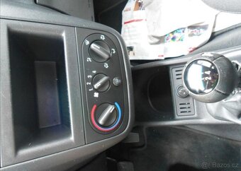 Opel Combo 1,4 66 kW Serviska benzín - 17