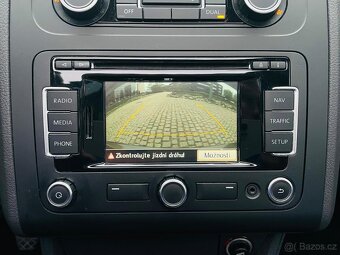 Volkswagen Touran 2.0TDI MANUÁL KAMERA VÝHŘEV TAŽNÉ HIGHLINE - 17