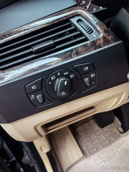 BMW E60 525i - M5 LOOK - 17