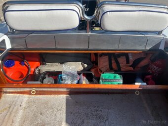 Motorový člun - 17