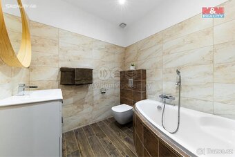 Rodinný dům 4+kk s garáži   Nová Ves u Oslavan - 17