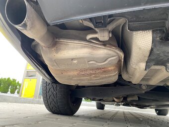 Volkswagen Passat B6 1.6 75 kW – po GO motoru, bez koroze - 17