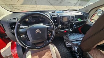 5 míst 2017 velmi pěkná vestavba obytné auto - 17