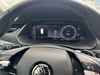 Škoda Octavia 4 2.0 TDI 110kW DSG Matrix LED ACC Navigace - 17