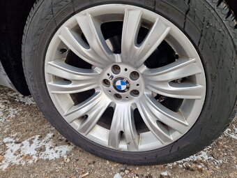 BMW X5 E70 M-Paket 3.0d 2013 180kw výměna Piaggio Vespa GTS - 17