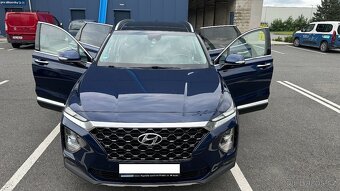 2019 - Hyundai Santa Fe Premium Luxury 2,2 CRDi 7 místn - 17