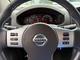 Nissan Navara 2,3 Double Cab - 17