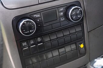 TŘÍSTRANNÝ SKLÁPĚČ + HYDRAULICKÁ RUKA MAN TGS 18.320 EURO4 - 17