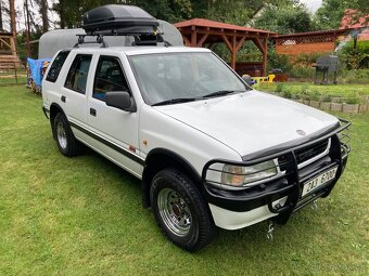 Opel Frontera 2.4i 4x4 TOP STAV BEZ KOROZE - 17