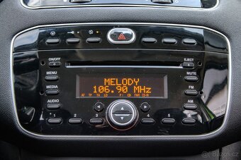 FIAT PUNTO Lounge 1.4 8v 77k - 17