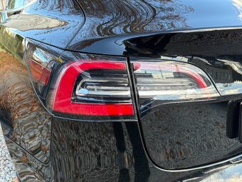 Tesla Model 3 SR+ DPH, ZÁRUKA, TZ, AUTOPILOT - 17