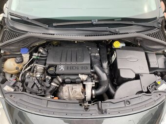 Peugeot 207 SW 1.6 HDI, 66 kW, r. 2008, panorama, 176 tis.km - 17