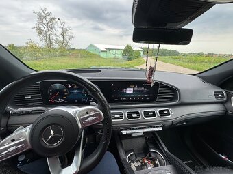 Mercedes-Benz GLS 400d, černá metalíza, DPH - 17