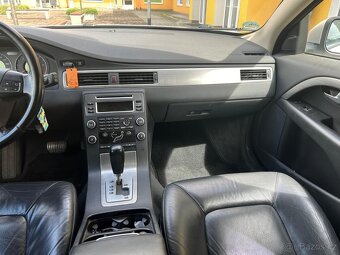 Volvo V70 2,4D 220Ps kombi - 17