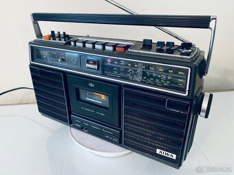 Radiomagnetofon Aiwa TPR 910, rok 1977 - 17