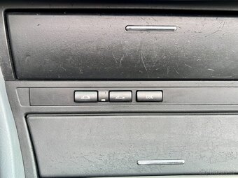 BMW Řada 318Ci / CABRIO / 2004 - 17