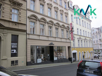 Pronájem bytu 1KK, 27,80 m2, cihla, v OV, 2 patro,  ul. Král - 17