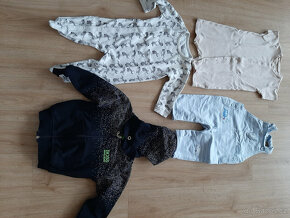 Různé dámské a dětské oblečení, doplňky, korále - 17